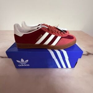 Adidas Gazelle Men's Sneakers Red and White